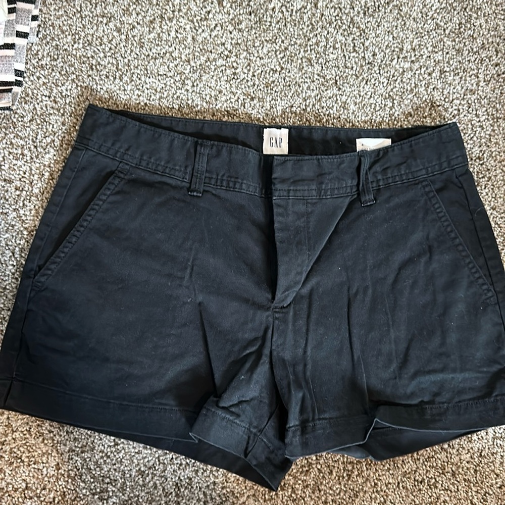 Black Gal city shorts size 4